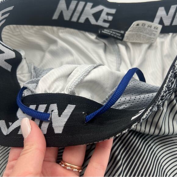 Nike Men’s Basketball Shorts Gray with Blue Swoosh Logo - Picture 4 of 7